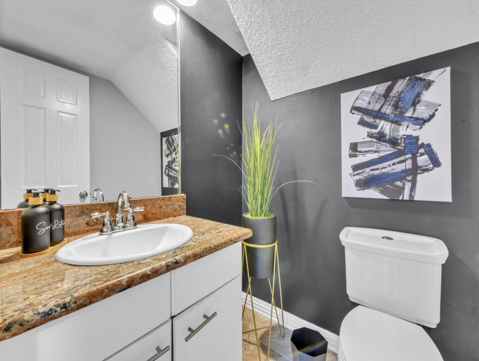 Lux 4br W/ Hot Tub & Pool, 15 Min To Downtown * Houston
